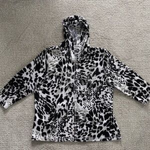 Onque Casuals Black and White Jean Jacket